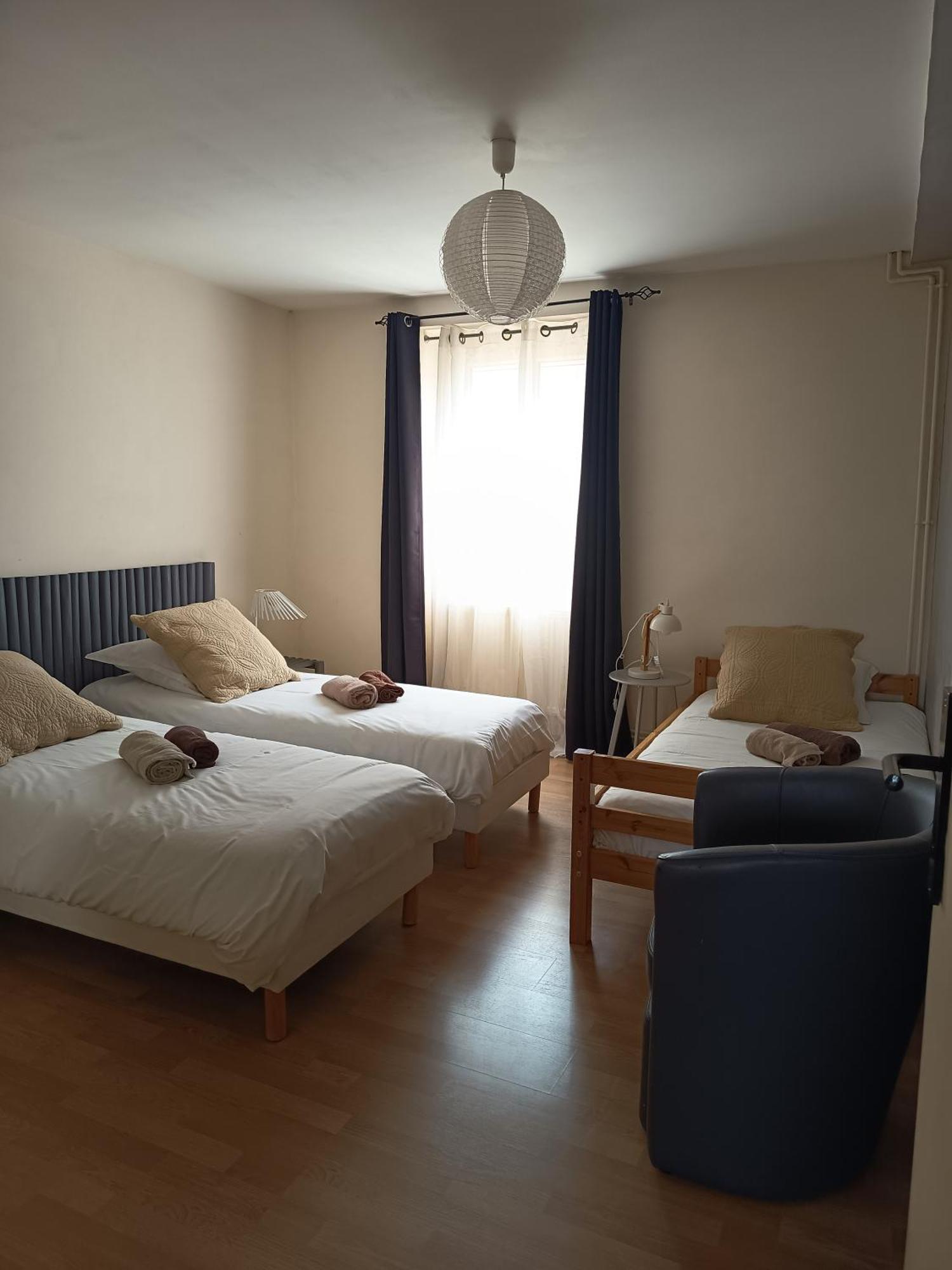 La Talonniere, Maison De Village Avec Terrasse Et 3 Chambres Messas Bagian luar foto